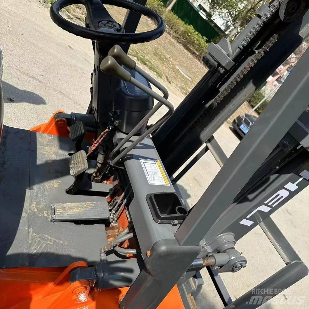 Heli CPC20 Dieseltrukit