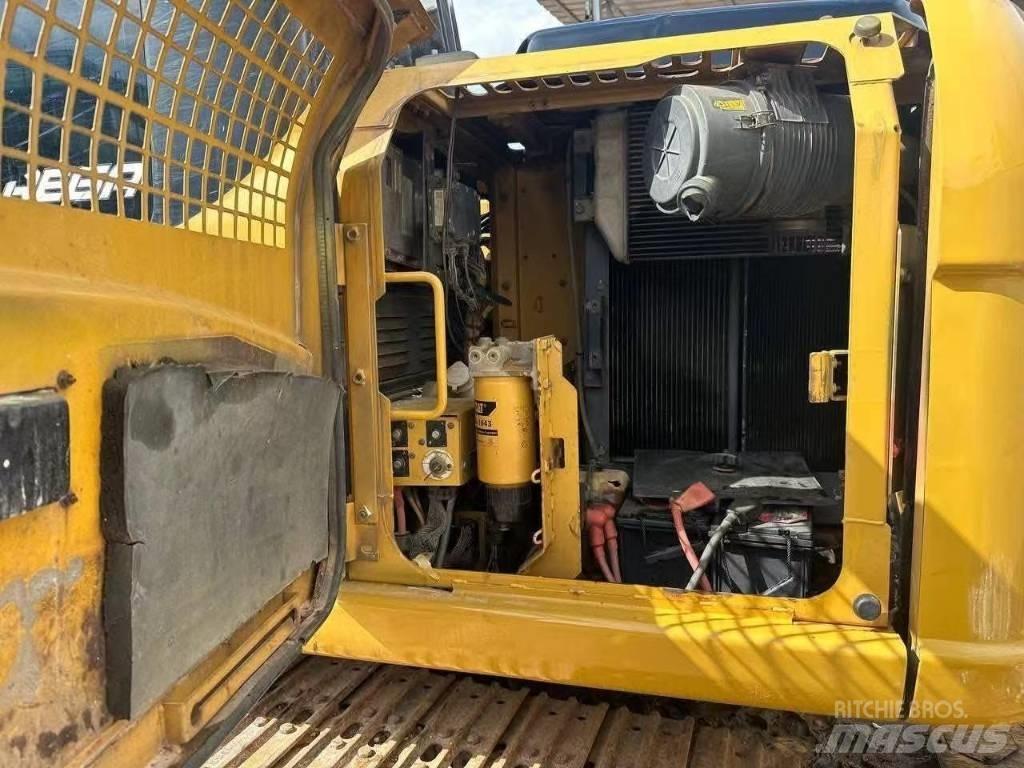 CAT 312 D Telakaivukoneet