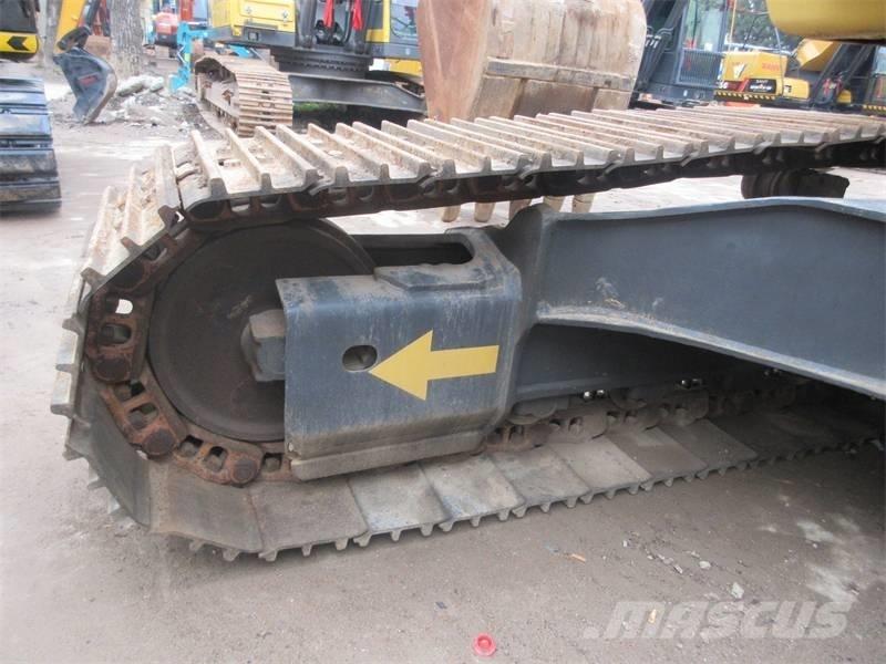Komatsu PC 210 LC Telakaivukoneet