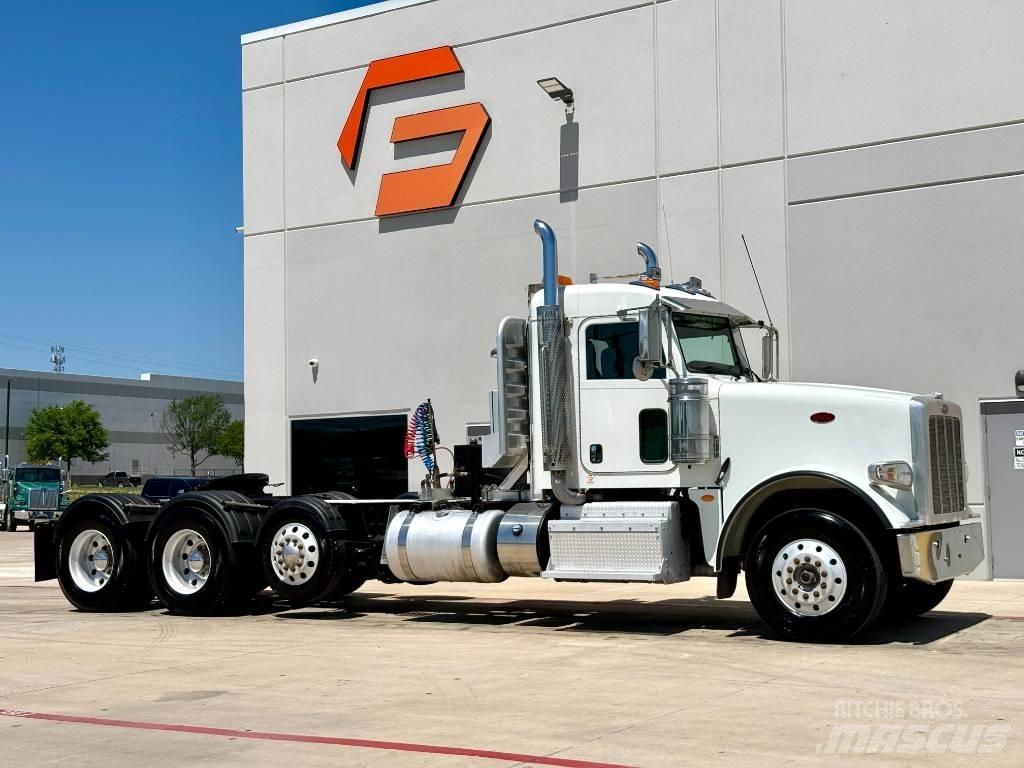Peterbilt 367 Vetopöytäautot