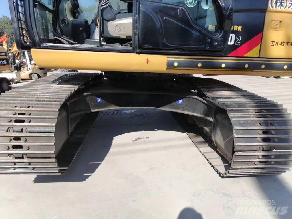 CAT 320 D Telakaivukoneet