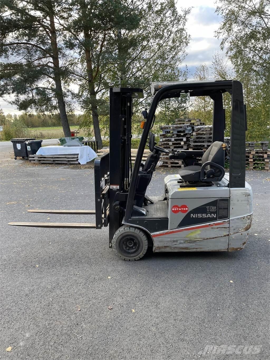 Nissan 15 Sähkötrukit