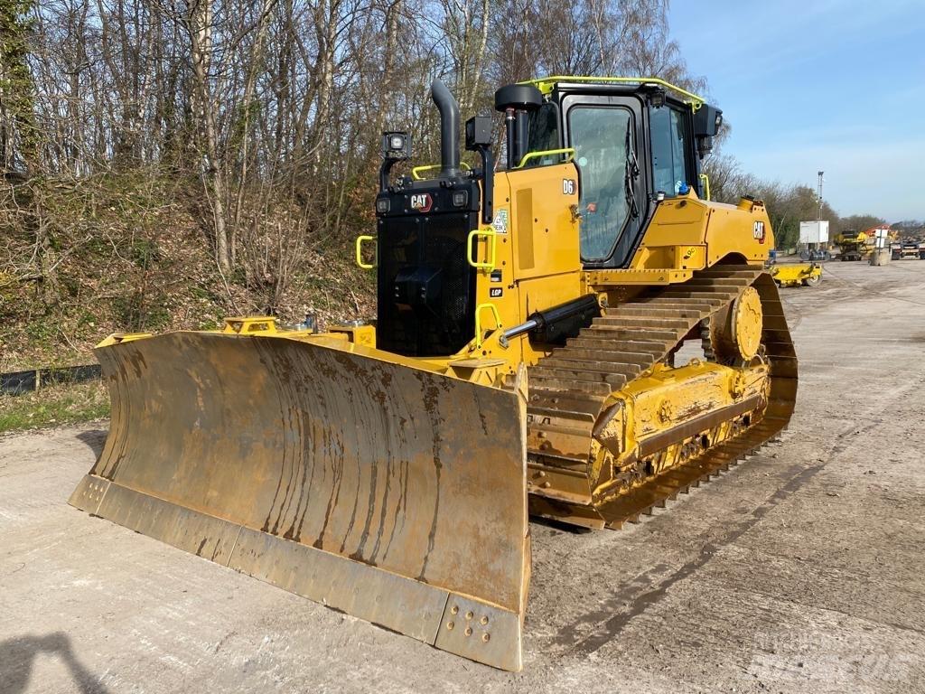 CAT D 6 Telaketjupuskutraktorit