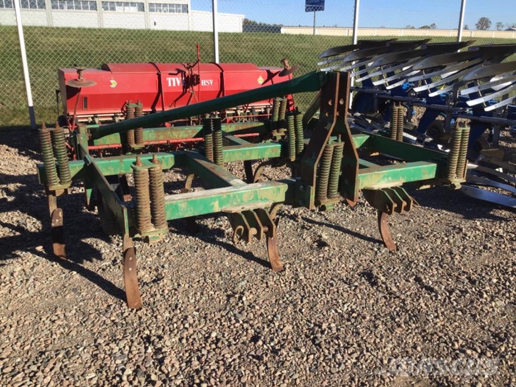  Grubber Kultivator Kultivaattorit