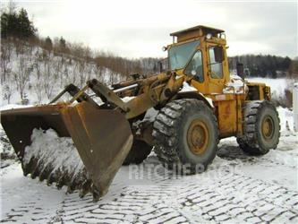 CAT 980B Pyöräkuormaajat