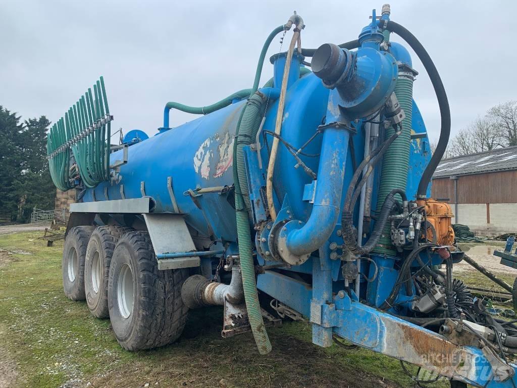  DOME OXY 22000 Lietteen levittimet