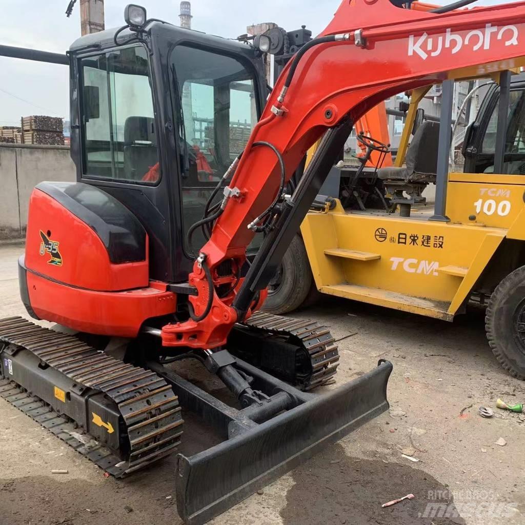 Kubota U35 Minikaivukoneet < 7t