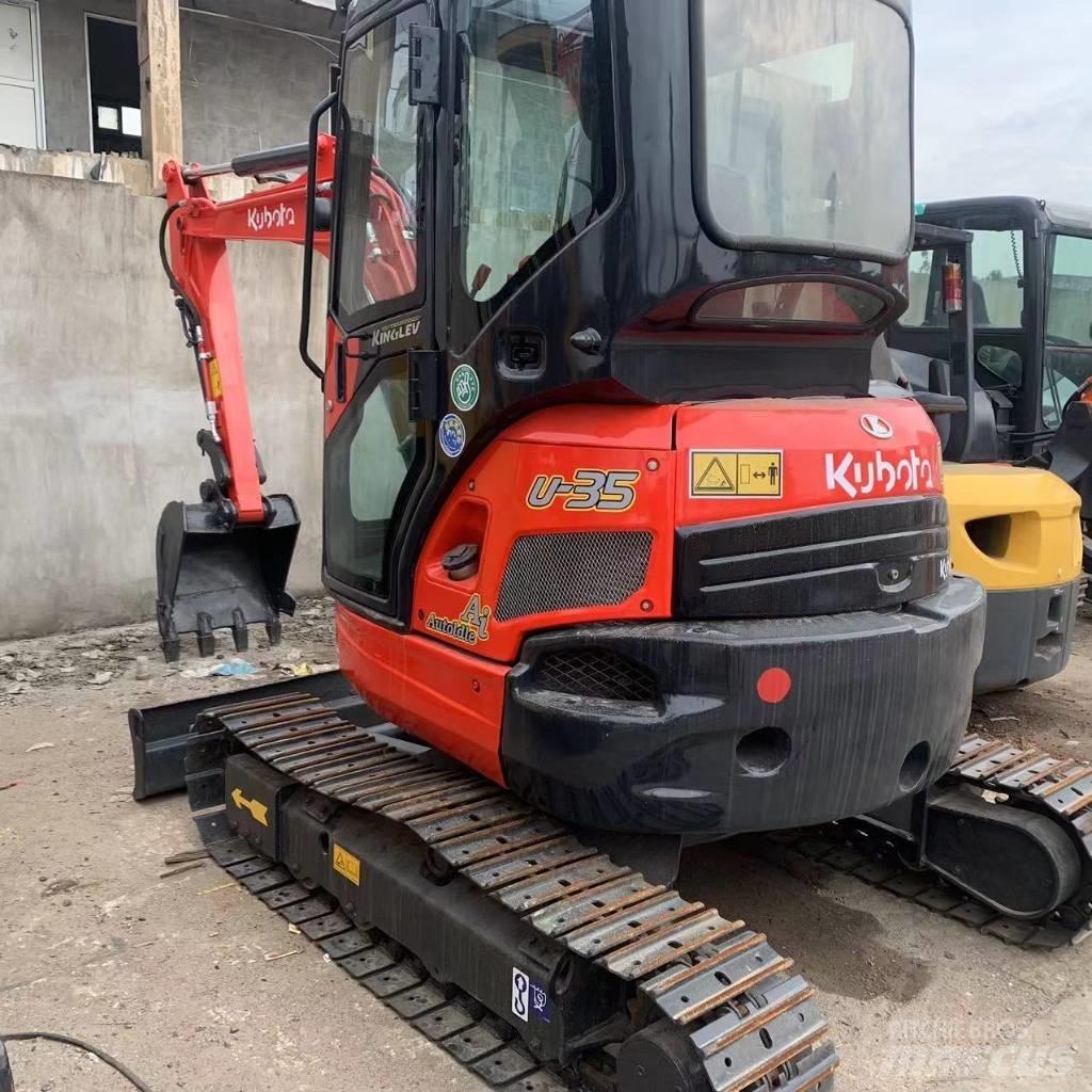 Kubota U35 Minikaivukoneet < 7t
