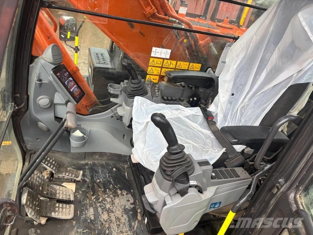 Hitachi ZX 300 LC-7 Telakaivukoneet