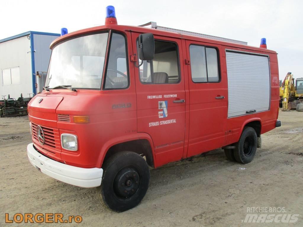 Mercedes-Benz 608 D Umpikorikuorma-autot