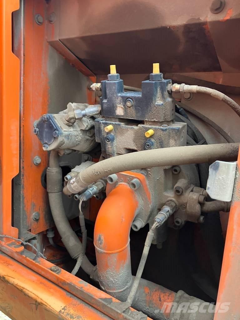 Doosan DX 190 W Pyöräkaivukoneet