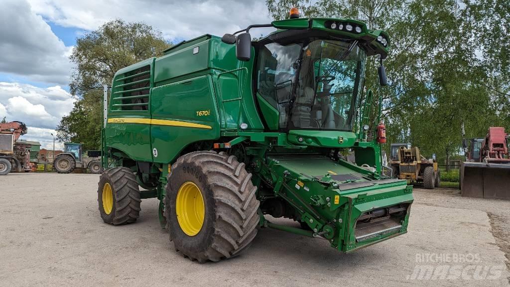 John Deere T 670 i Leikkuupuimurit