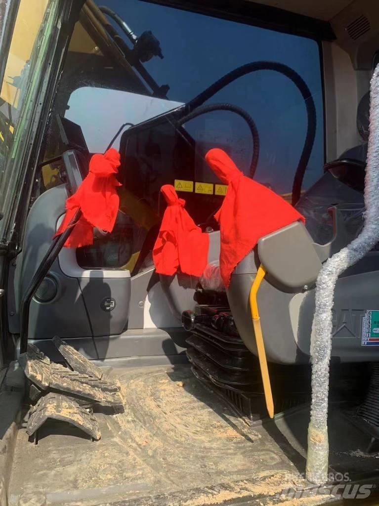 CAT 320 D L Telakaivukoneet