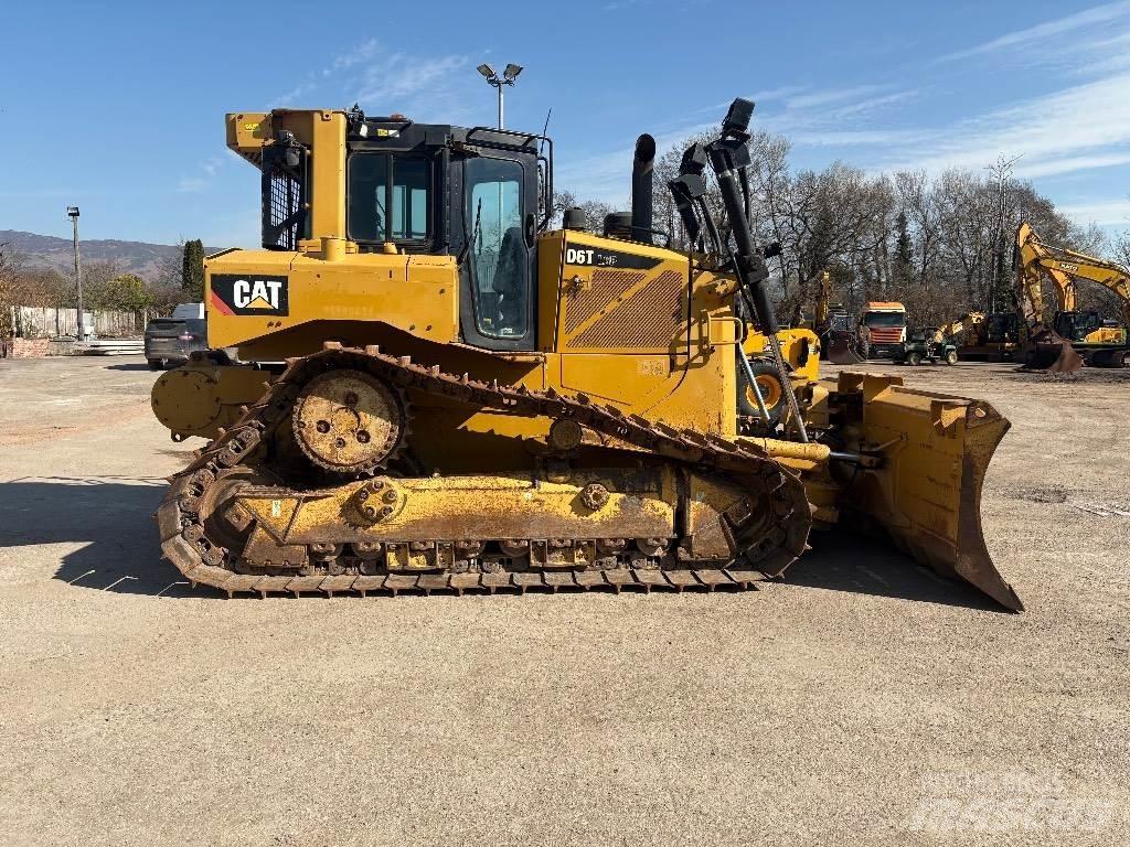 CAT D 6 T LGP VPAT Telaketjupuskutraktorit