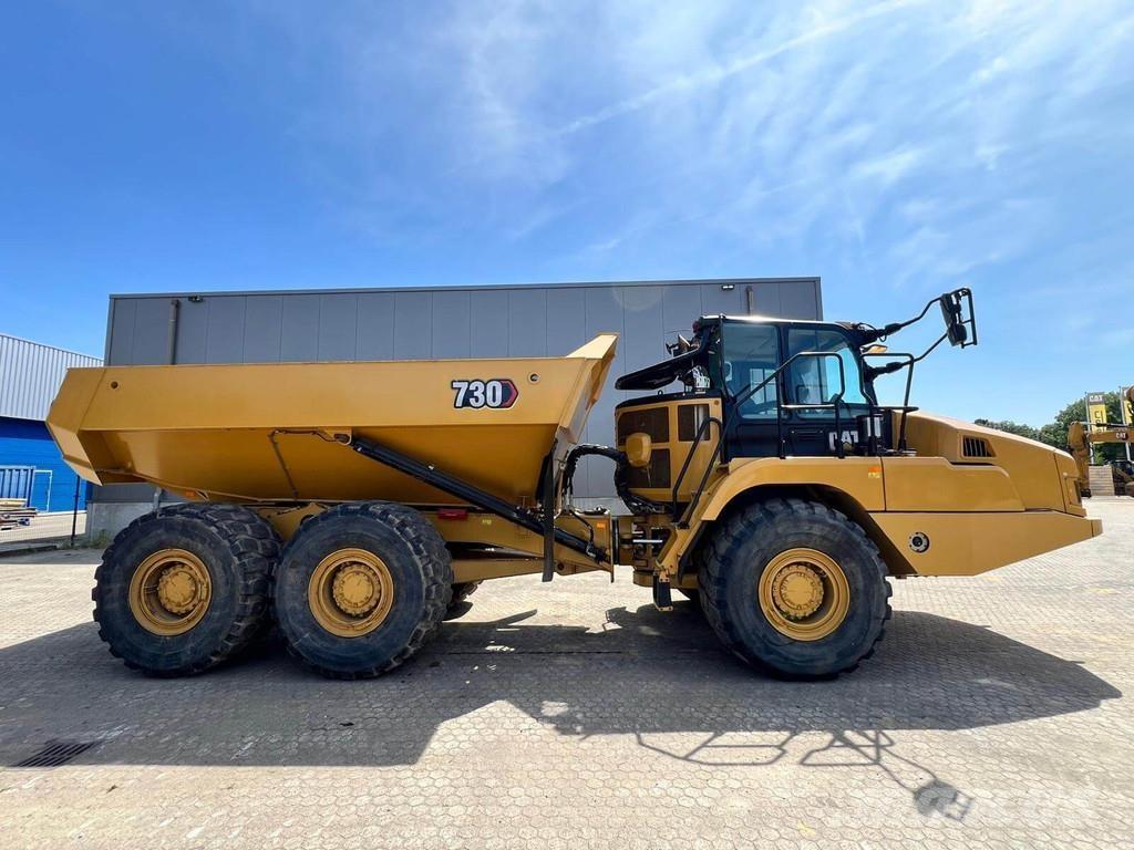 CAT 730 Maansiirtoautot