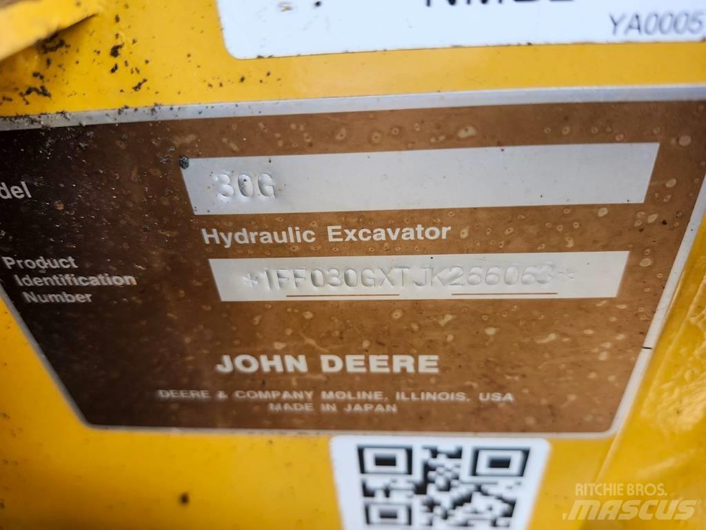 DEERE 30G Minikaivukoneet < 7t