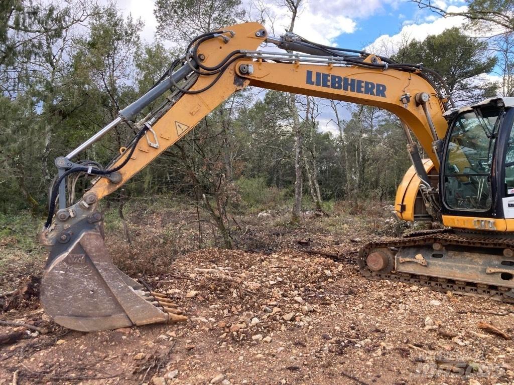 Liebherr 914 compact Telakaivukoneet