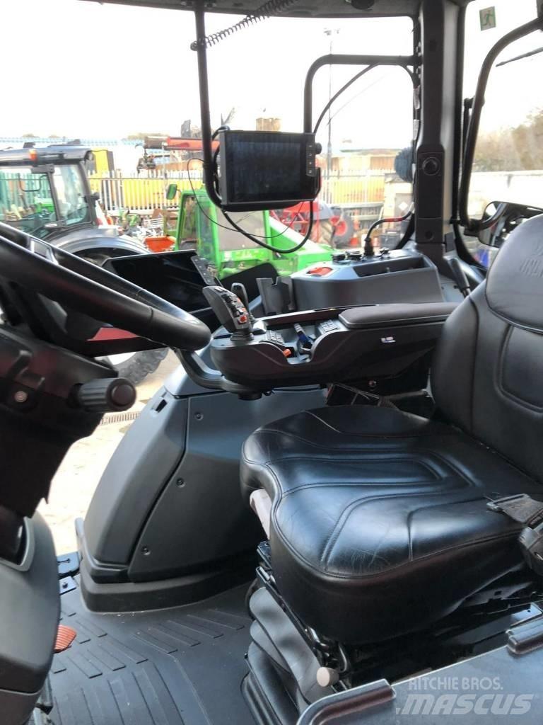 Valtra T235V Traktorit