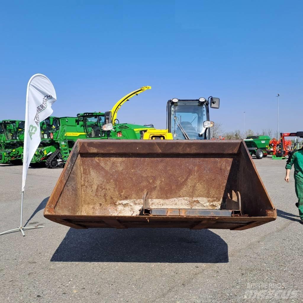 JCB 550-80 Maatalouskurottajat