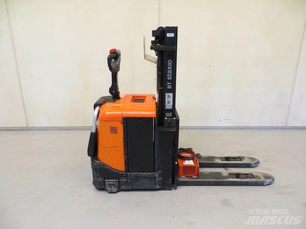 BT SPE125 Ajettavat pinoamisvaunut