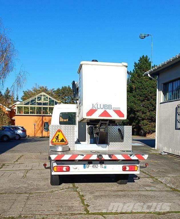 Klubb KL26 Nostolava-autot