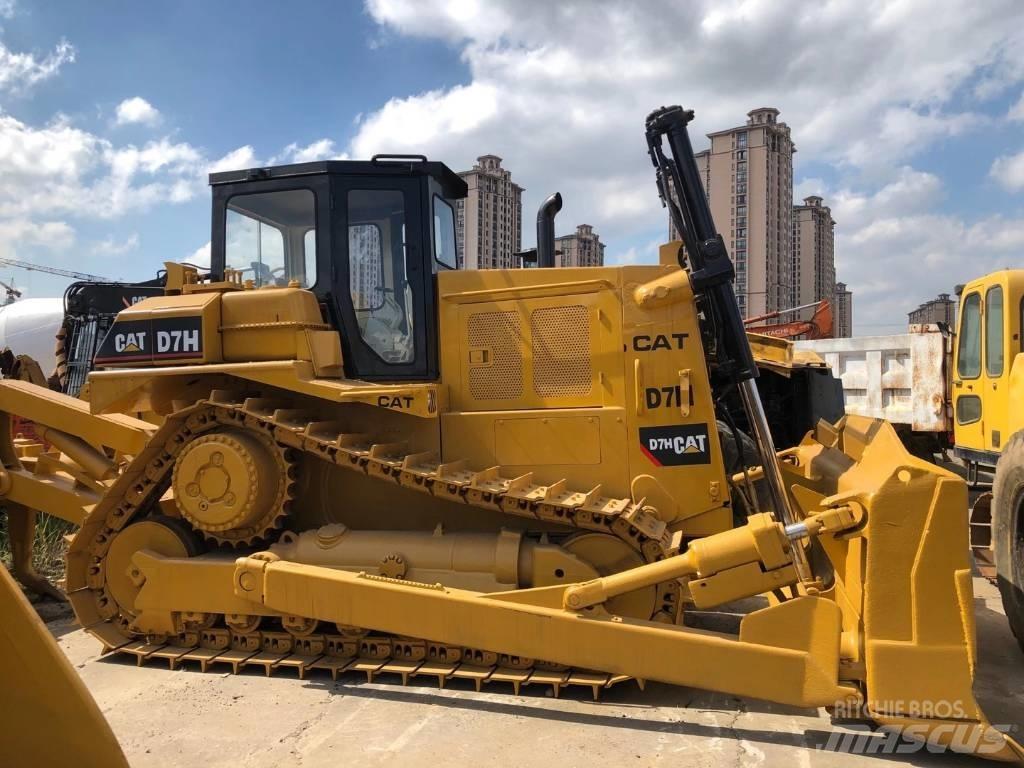 CAT D 7 H Telaketjupuskutraktorit