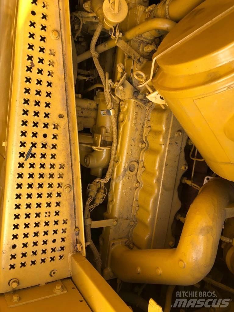 CAT D 7 H Telaketjupuskutraktorit