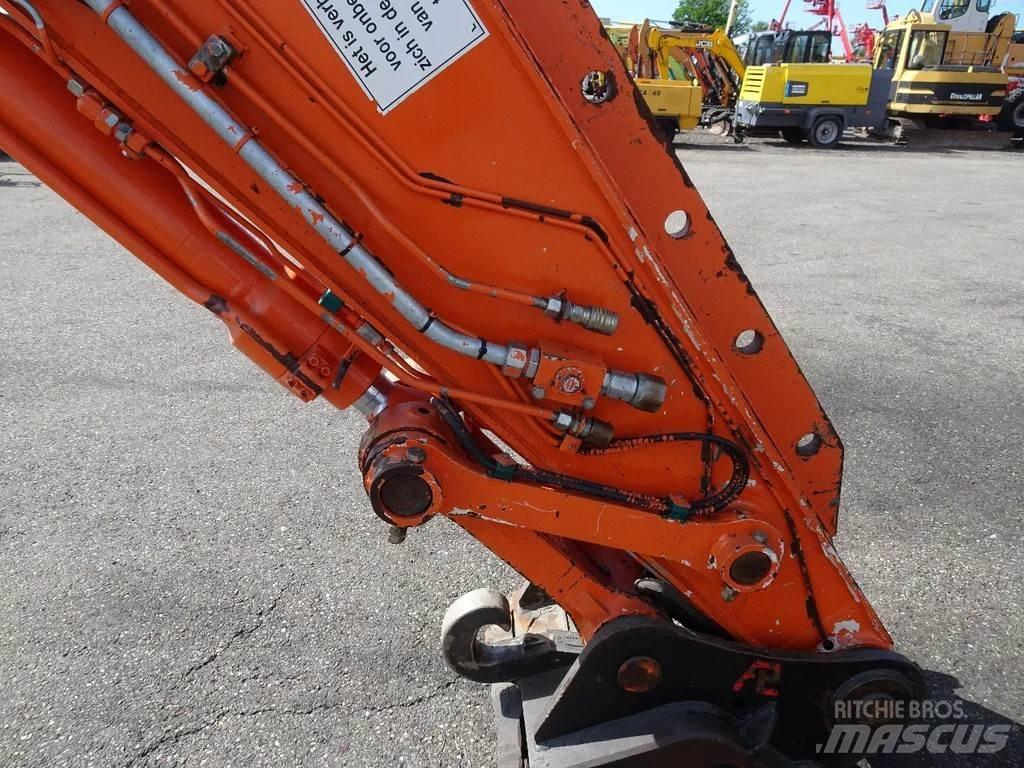 Hitachi ZX210W-3 Pyöräkaivukoneet