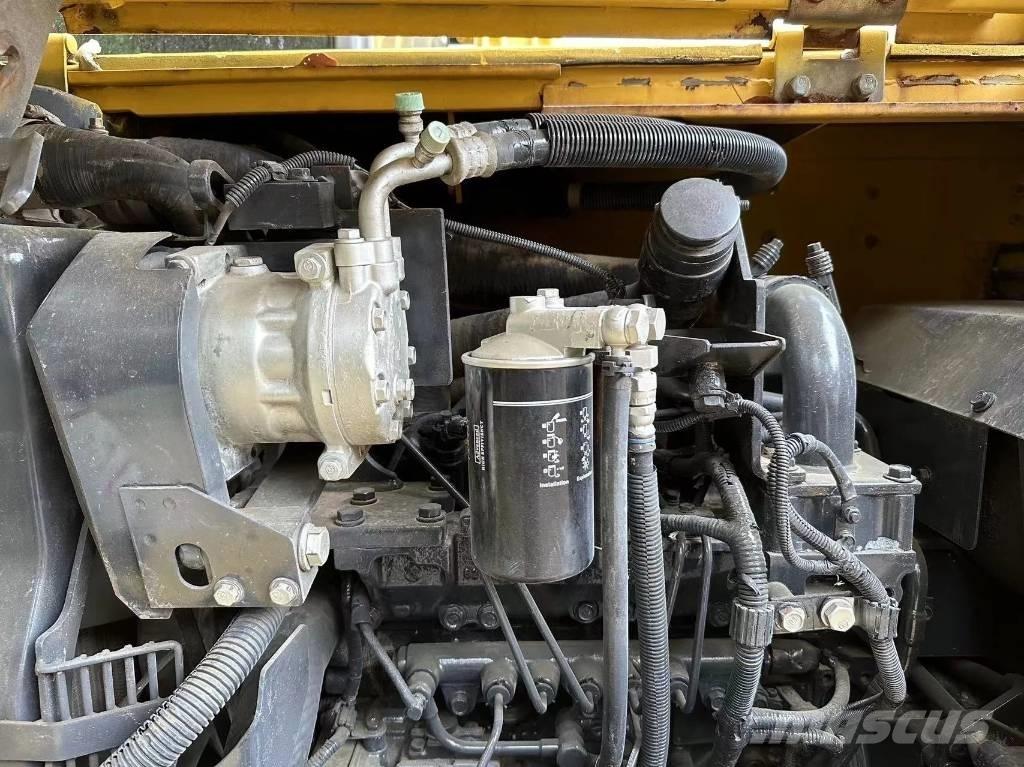Komatsu PC70-8 Midikaivukoneet 7t - 12t