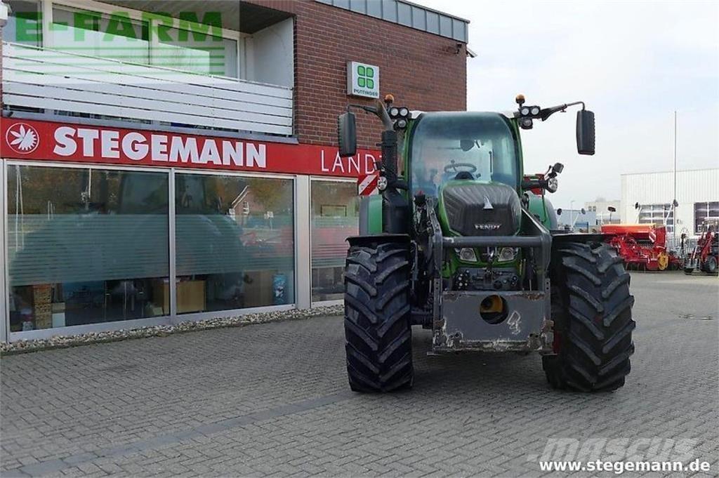 Fendt 718 vario s4 Traktorit