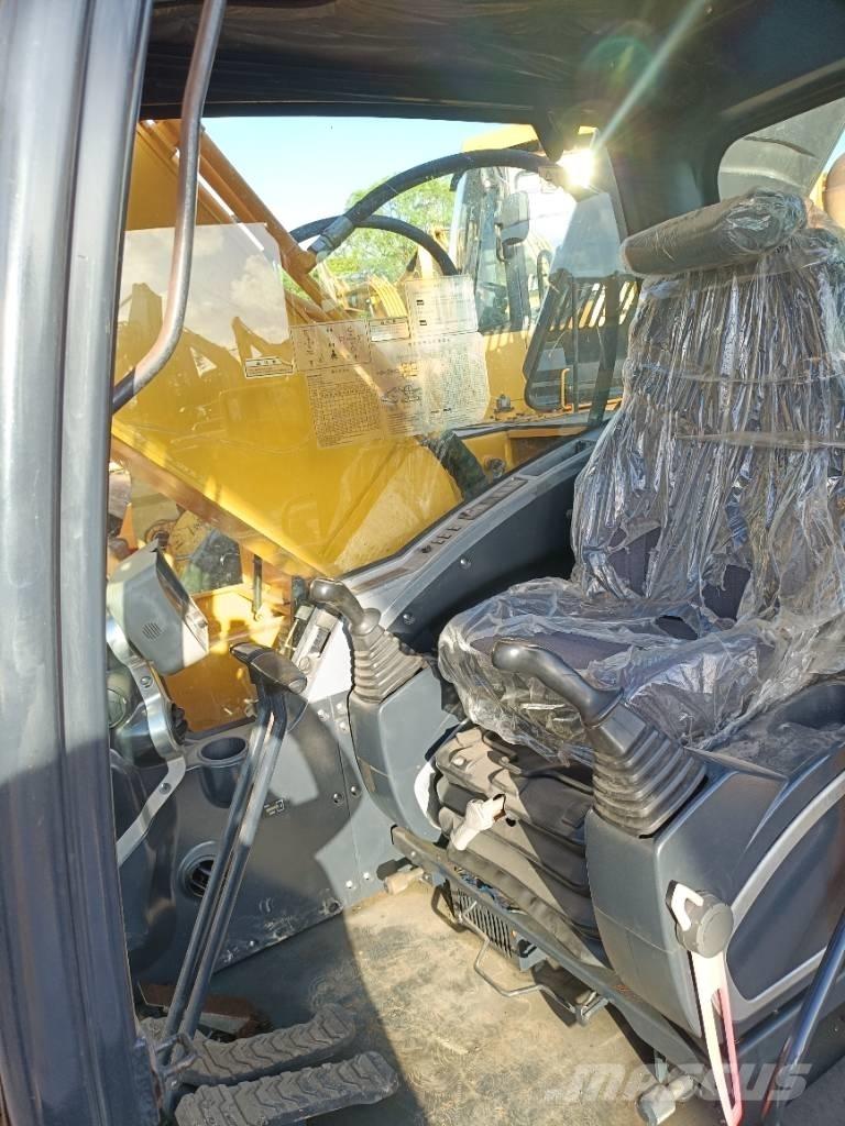 Hyundai R220LC-9S Telakaivukoneet