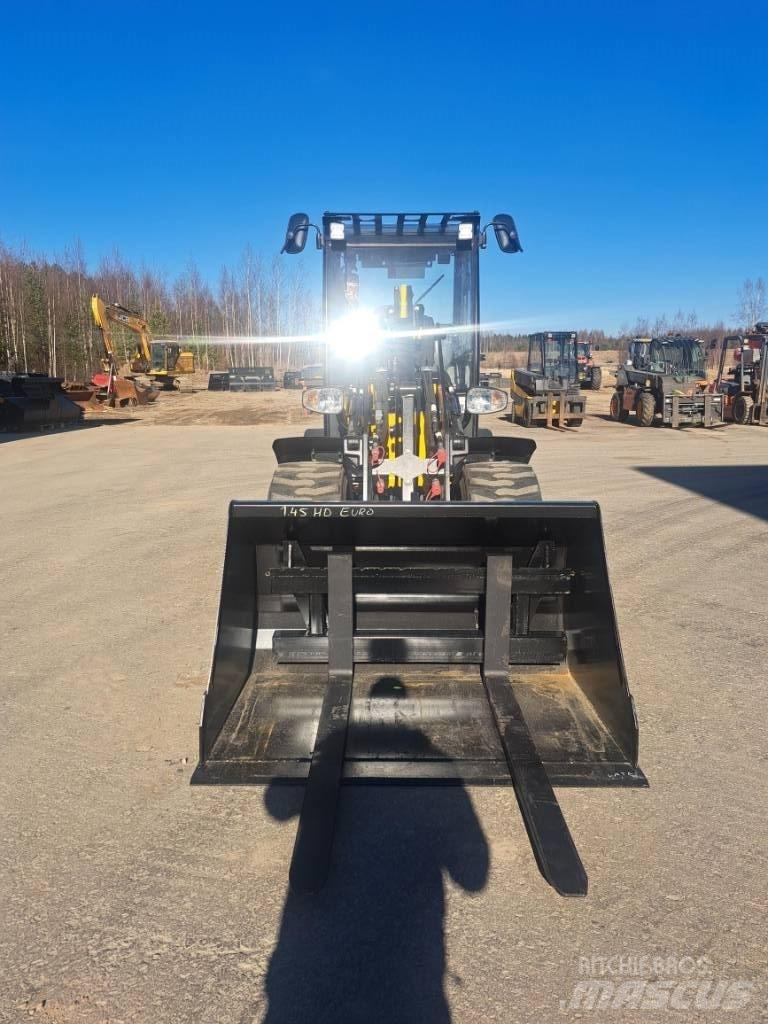 JCB 403 Yleiskuormaajat