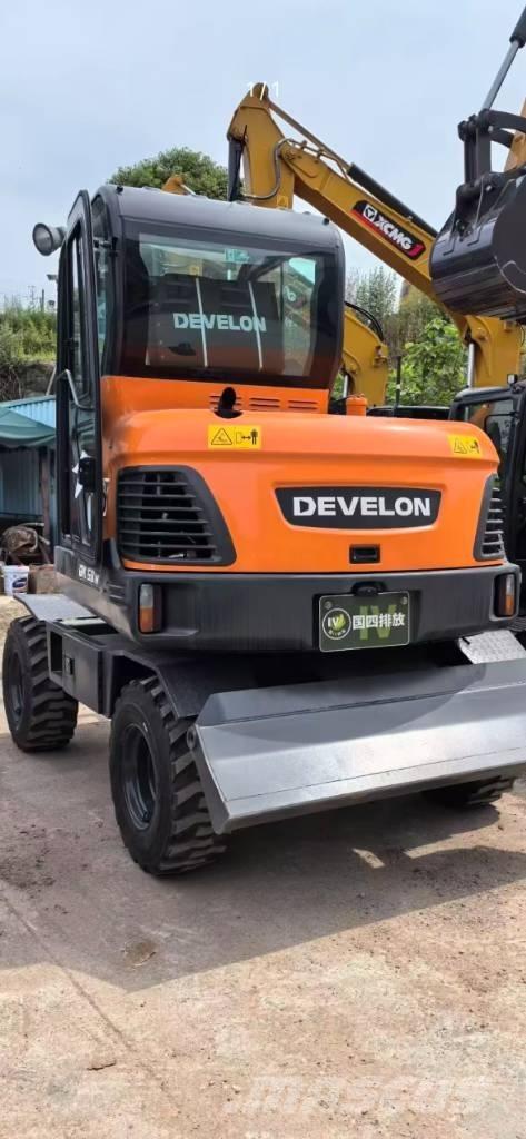 Develon DX60W ECO Pyöräkaivukoneet