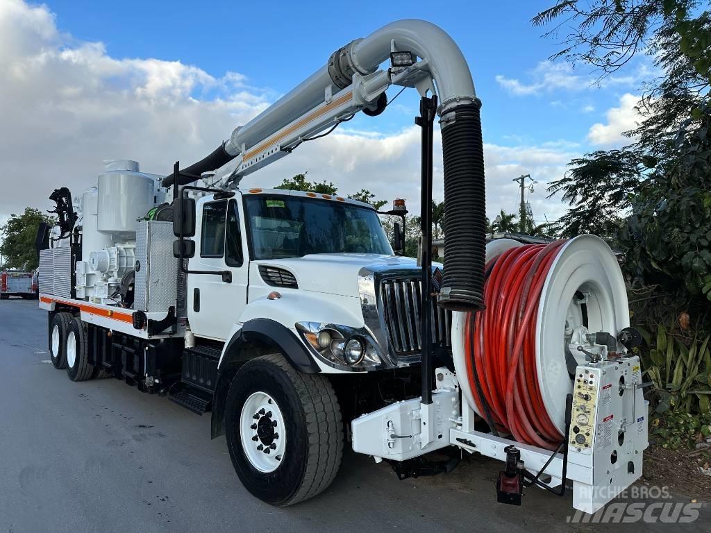International 7400 Paine-/imuautot