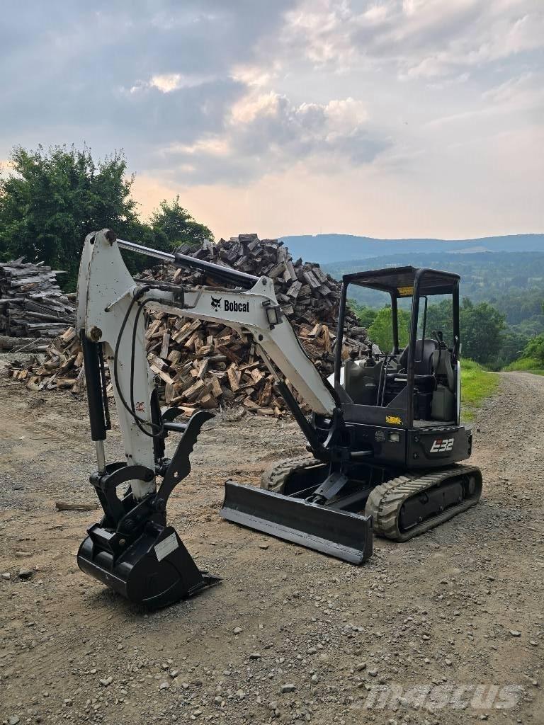 Bobcat E 32 Minikaivukoneet < 7t