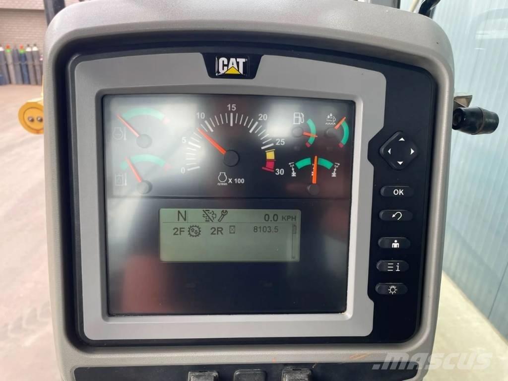 CAT 140M3 Tiehöylät