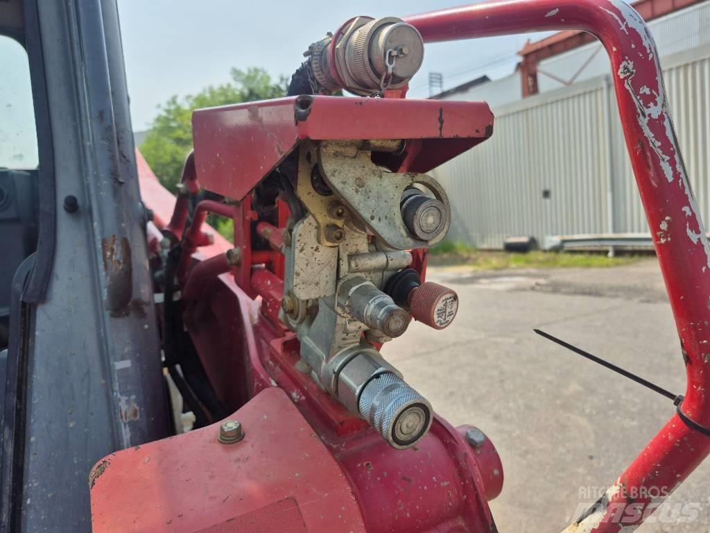 Takeuchi TL12 Liukuohjatut kuormaajat