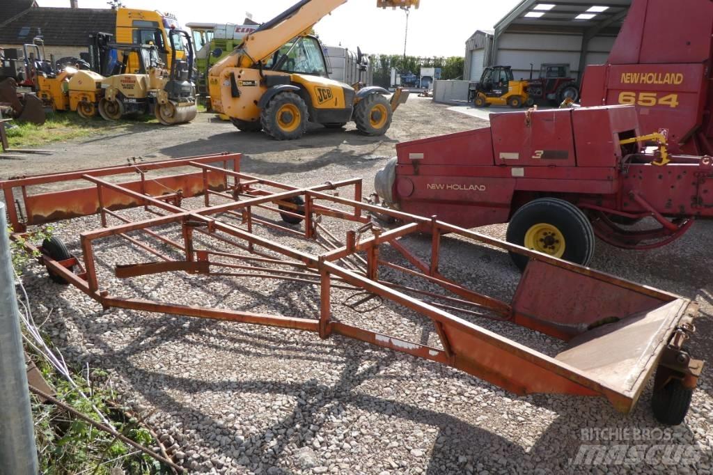 Brown bale sledge Karhottimet