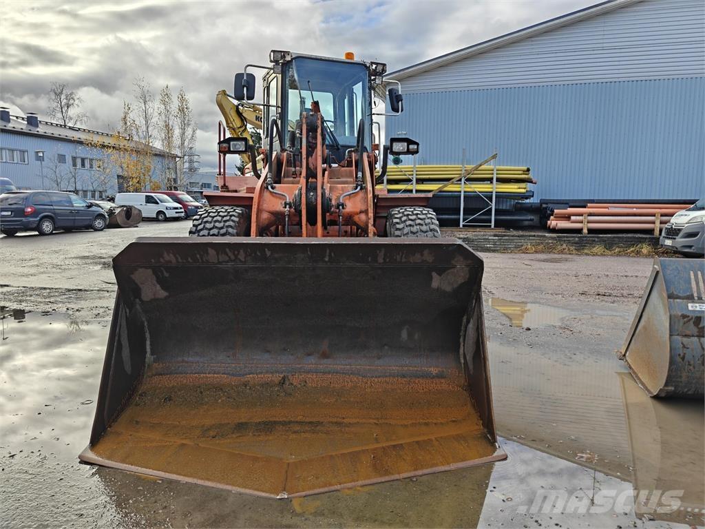 Daewoo Mega 250 Pyöräkuormaajat