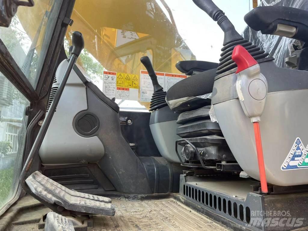 Komatsu PC 200-8 Telakaivukoneet
