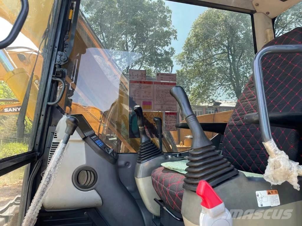 Komatsu PC70-8 Midikaivukoneet 7t - 12t