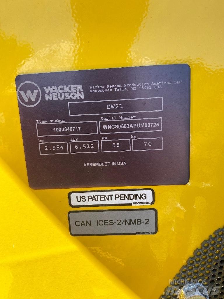 Wacker Neuson SW21 Liukuohjatut kuormaajat