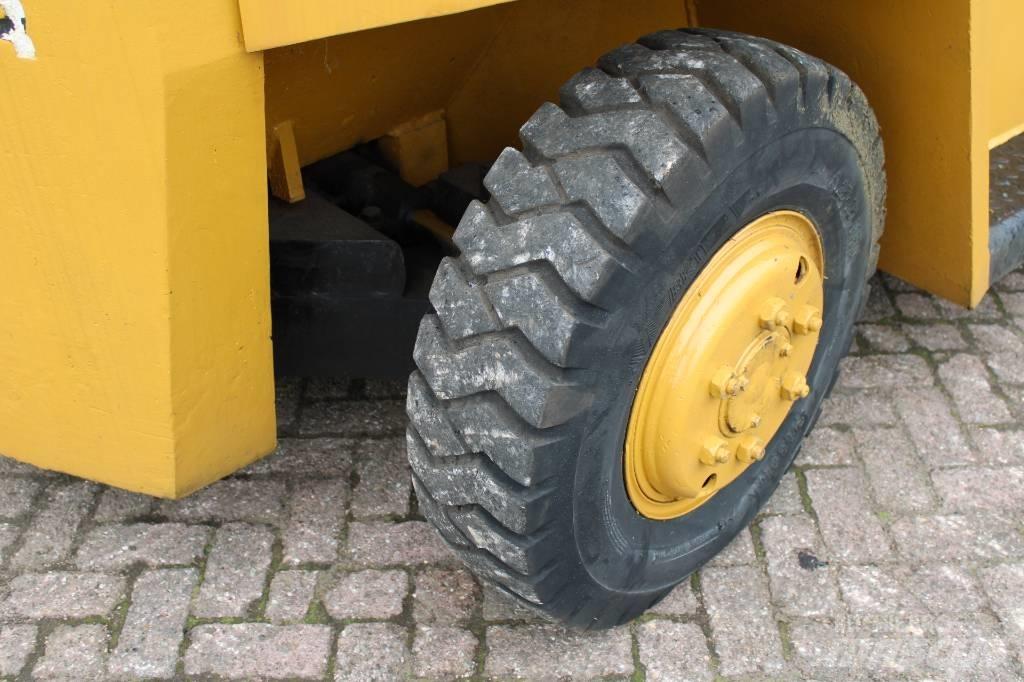 CAT V 130 Dieseltrukit