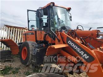 Doosan DL 300-3 Pyöräkuormaajat