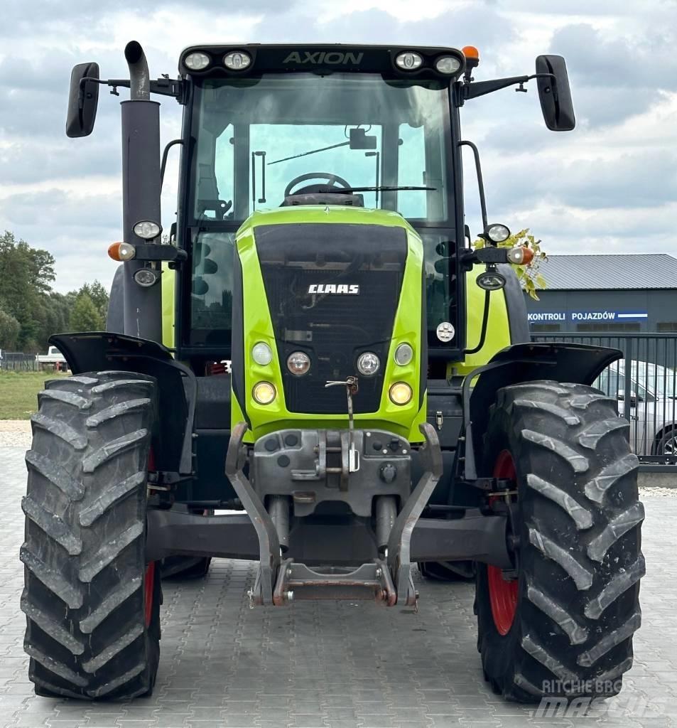 CLAAS Axion 810 Traktorit
