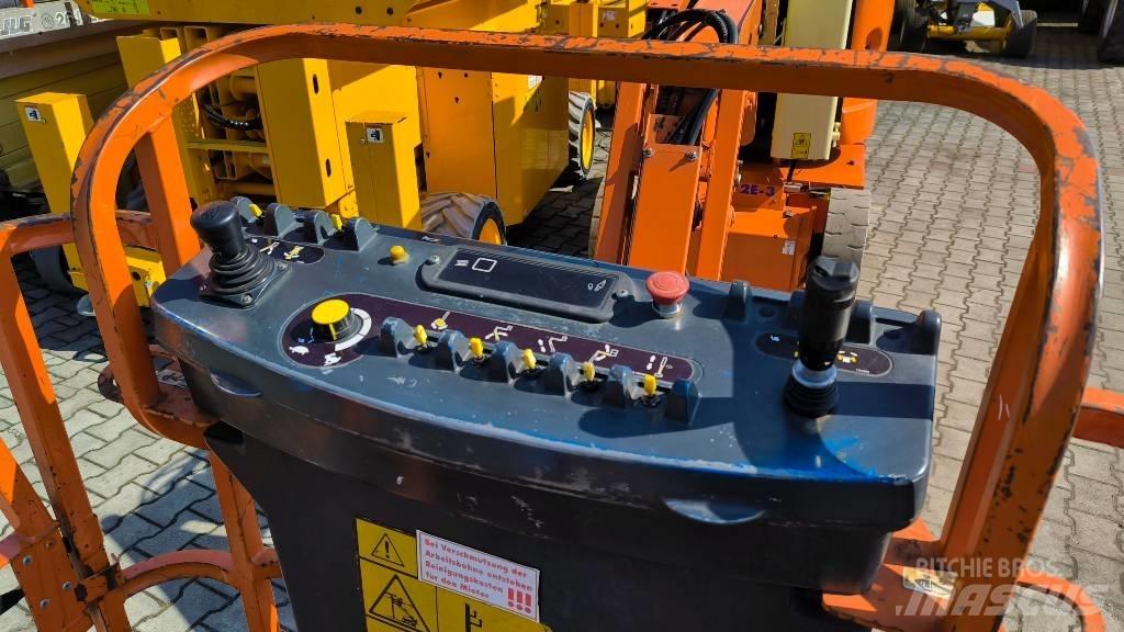 JLG E 300 AJP Kuukulkijat