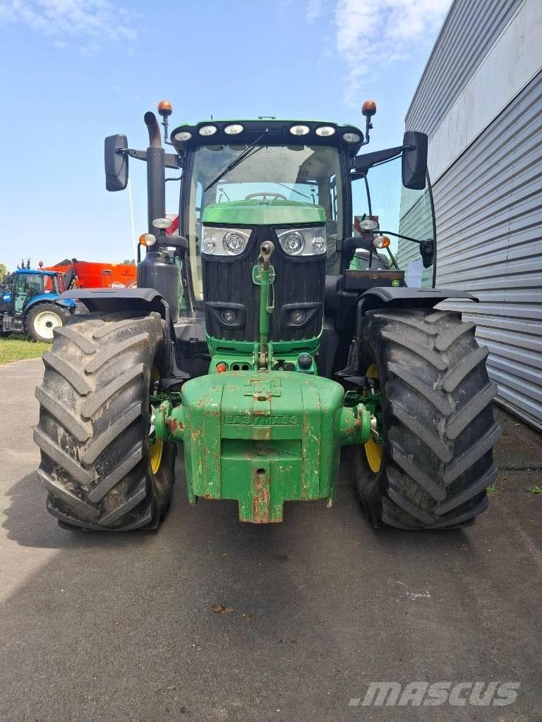 John Deere 6195 R Traktorit