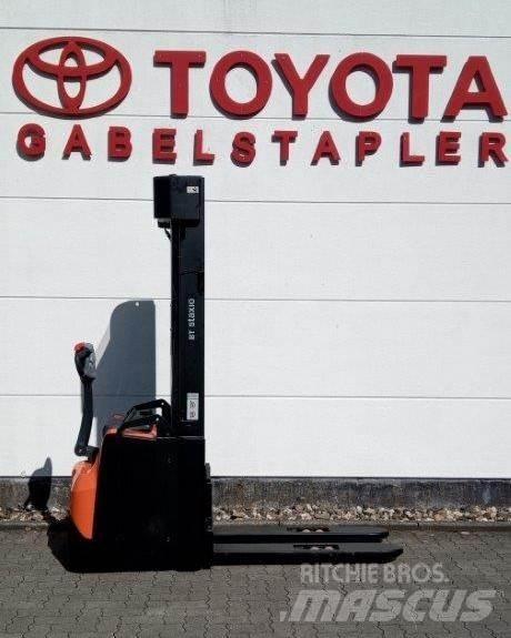 Toyota BT SWE145L Käyden ajettavat pinoamistrukit