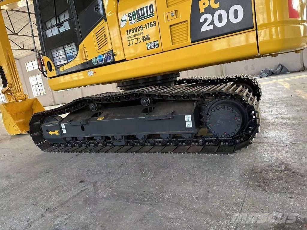 Komatsu PC 200-8 Telakaivukoneet