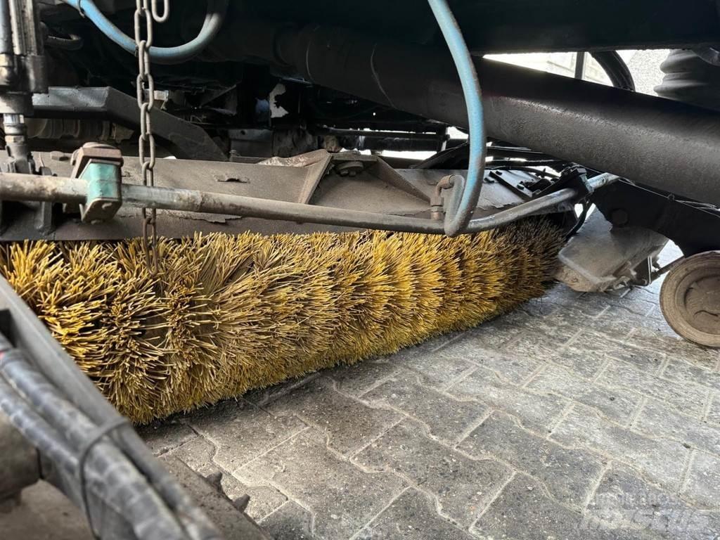 DAF FA LF55 Lakaisukoneet
